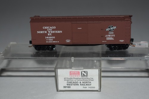 Spur N MTL 39160 Chicago & Northwestern 40' Single Door Boxcar 142200 C48101 | Zustand: Used