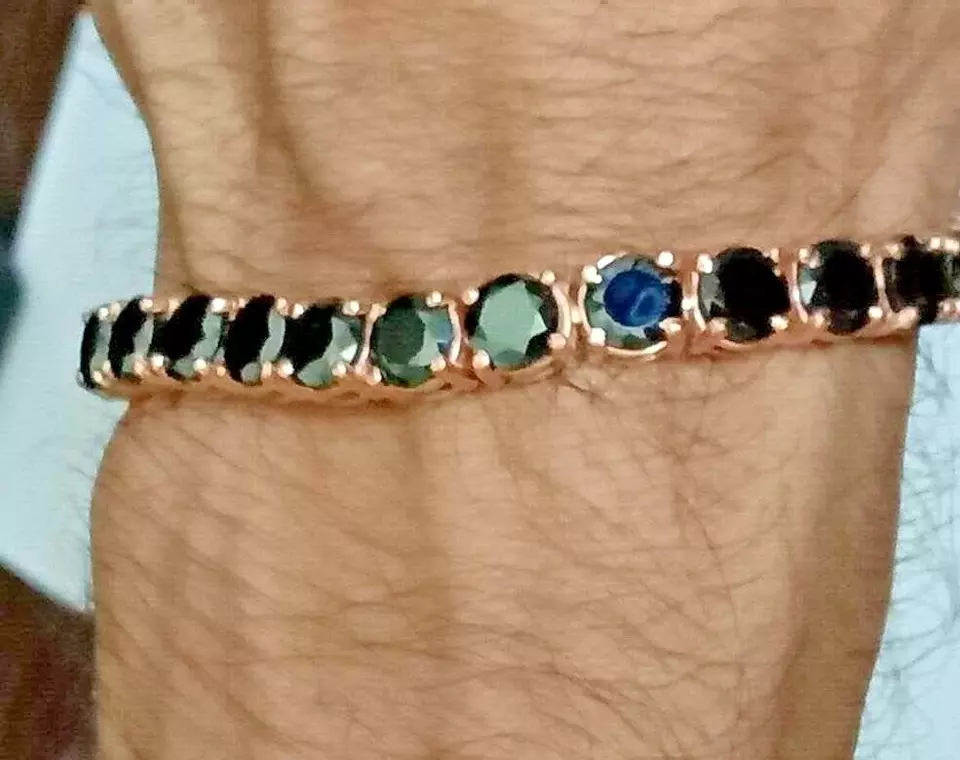 Brazalete de piedra de cuarzo jade rondelle negro enchapado en oro rosa de 14 quilates de corte redondo para hombre Foto 3 de 4