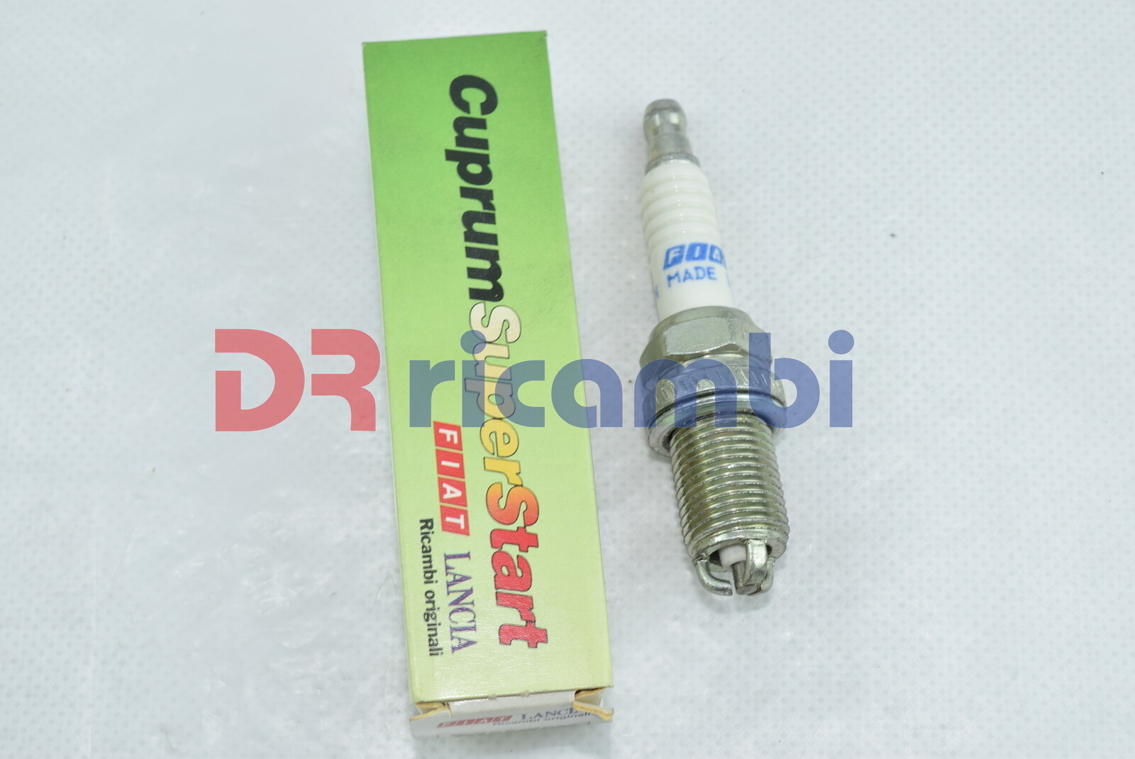 FIAT Punto 1.4 Turbo Ignition Spark Plugs 3 Pole 46475164 19mm