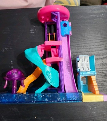 Polly Pocket Pollyville Super Slidin' Sliding Water Park Micro Play Set