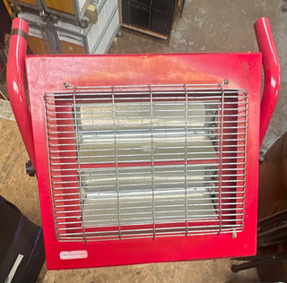 EHS230 Portable Electric Space Heater 230V 2800W Red 3 Heat Settings