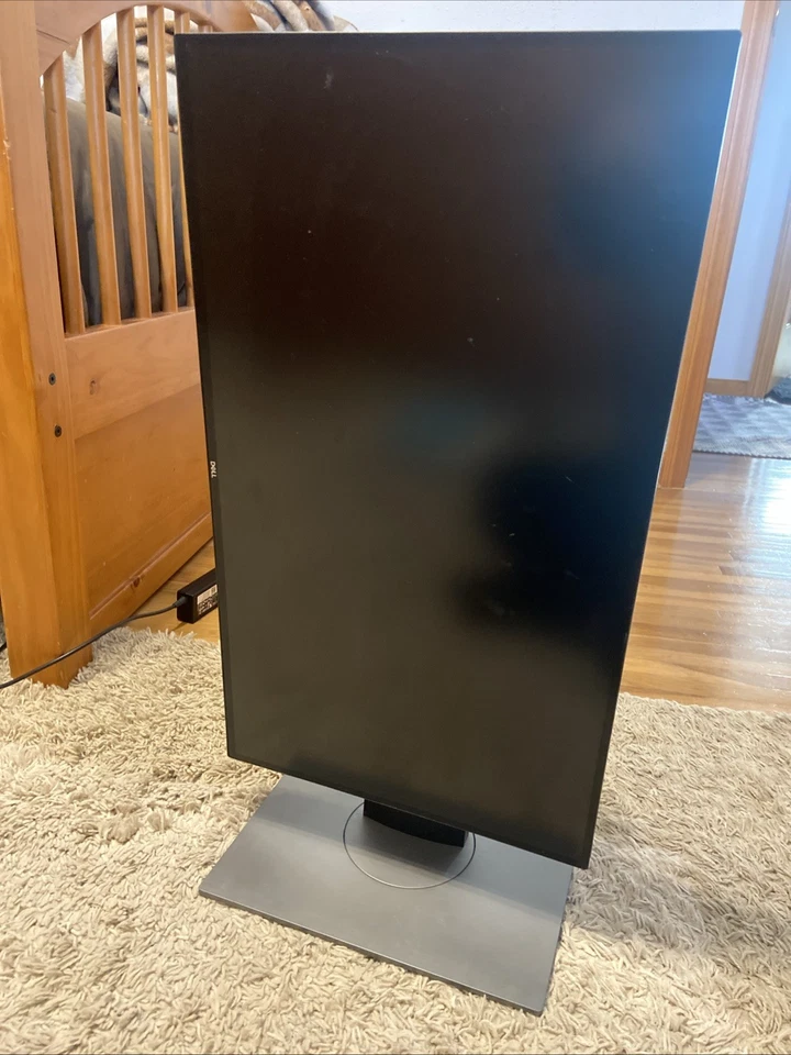 Dell UltraSharp U2518D 25'' HDR IPS LED Widescreen Monitor - Image 2 of 4