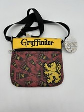 New Loungefly Harry Potter Hogwarts Gryffindor Cross Body Purse