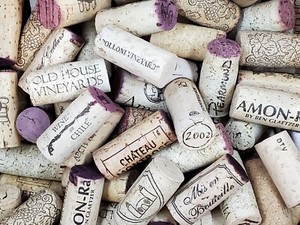 Used Assorted Natural Wine Corks Recycled Crafts Wreaths LOT of 10 20 40 80 100