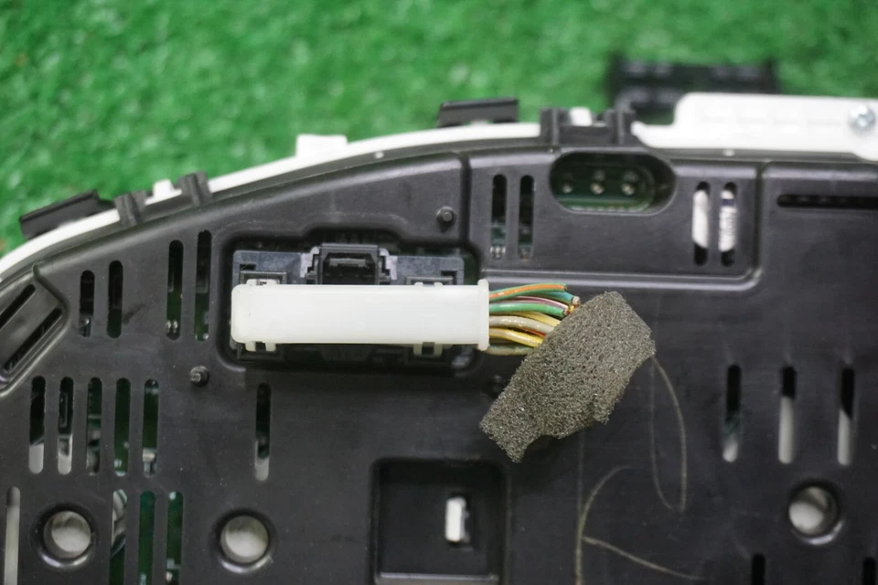 2011 FORD FUSION SE medidor de velocidade cluster OEM BE5T10849CD 81K MILHAS - Imagem 4 de 4