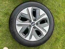 Kia Niro R17 Alloy Wheel With Tires x 4