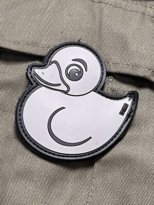 Großes PVC 3D Klett-Abzeichen Patch Emblem ''FRIENDLY DUCK'' 7,5 x7,6 cm ENTE