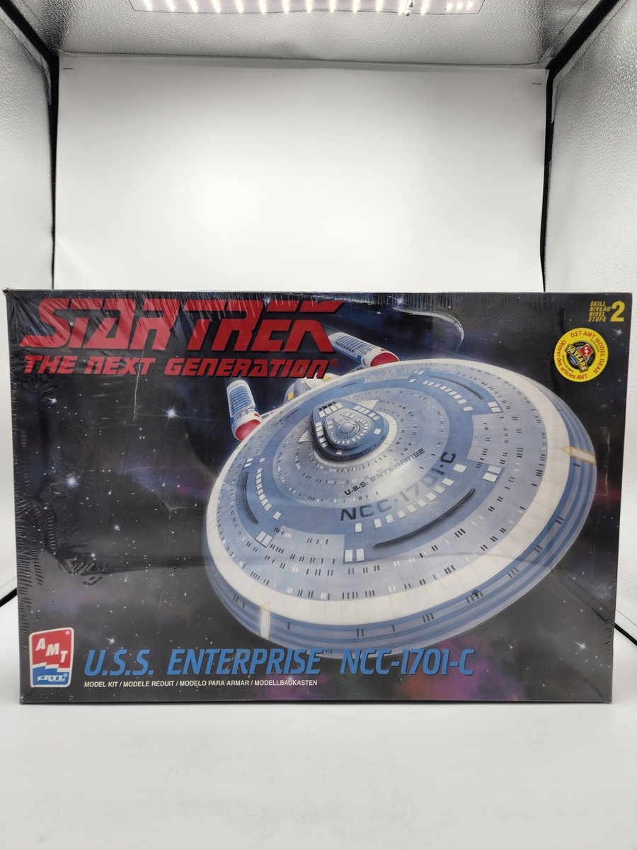 startrek spaceship modelkit amt 限定パッケージ Amazon.com: AMT Star Trek Model Kit (The Wrath of Khan U.S.S