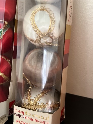 Vintage Satin Ball Christmas Tree Ornaments 10 In Original Box Woolworths - Picture 4 of 5
