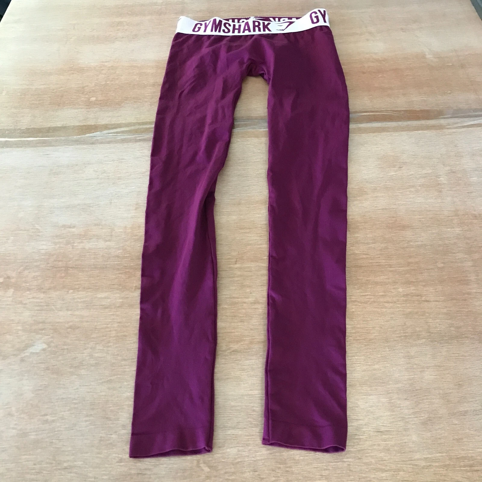 gymshark mid rise elastic waist stretch athleisure yoga leggings
