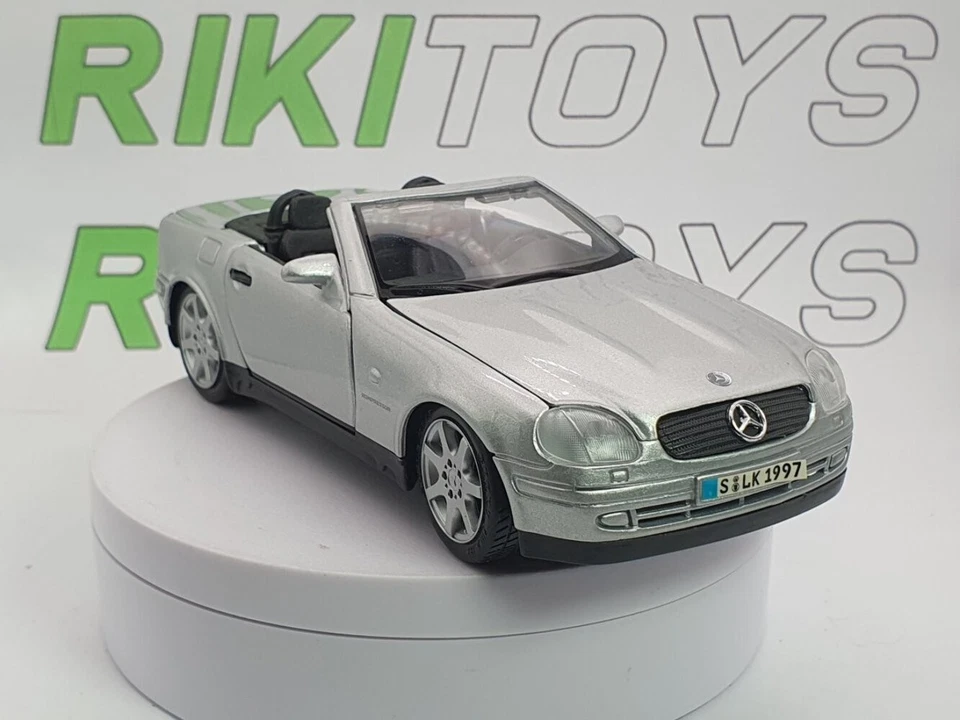 Mercedes Benz SLK 1a serie R 170 Maisto 1/24 Argento 1997 - Immagine 4 di 4