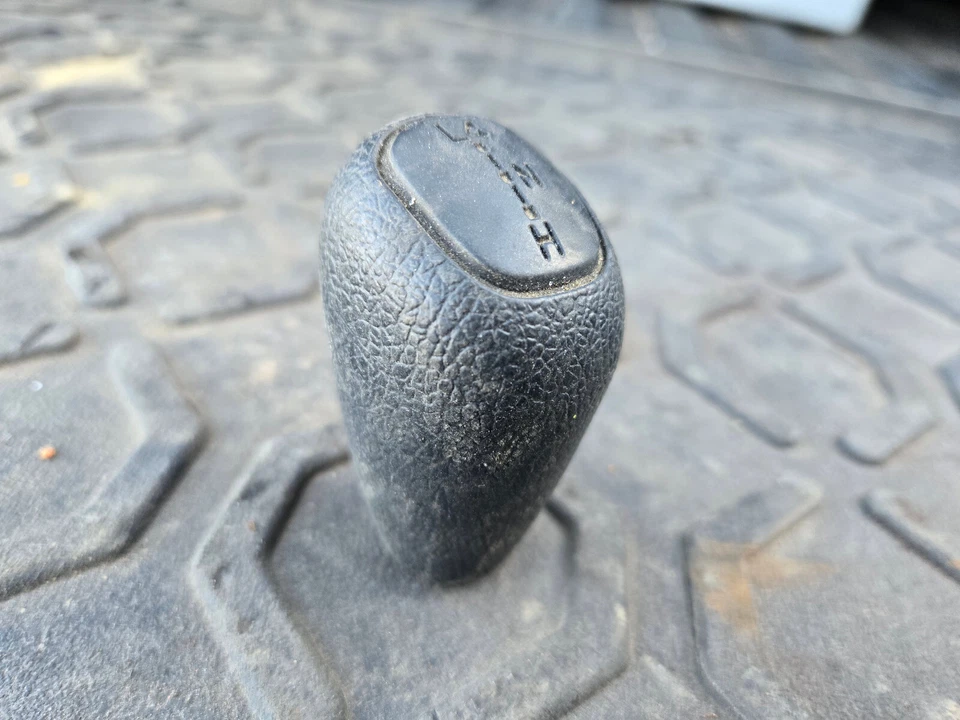 2002 Toyota Sequoia Transfer Case Shifter Knob Black - Image 4 of 4