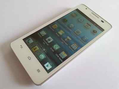 HUAWEI ASCEND G510 4GB WEISS NEUW.+OVP+VIELE EXTRAS+RECHNUNG+DHL VERSAND