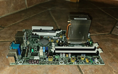 HP SFF 611834-001 Mainboard LGA 1155 DDR3 Q67 Motherboard mit CPU i5-2500 und...
