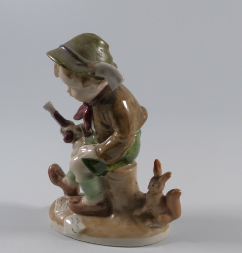 Wagner und Apel Bertram Porzellanfigur Jäger Junge mit Büchse und Eichhörnchen - Bild 5 von 8