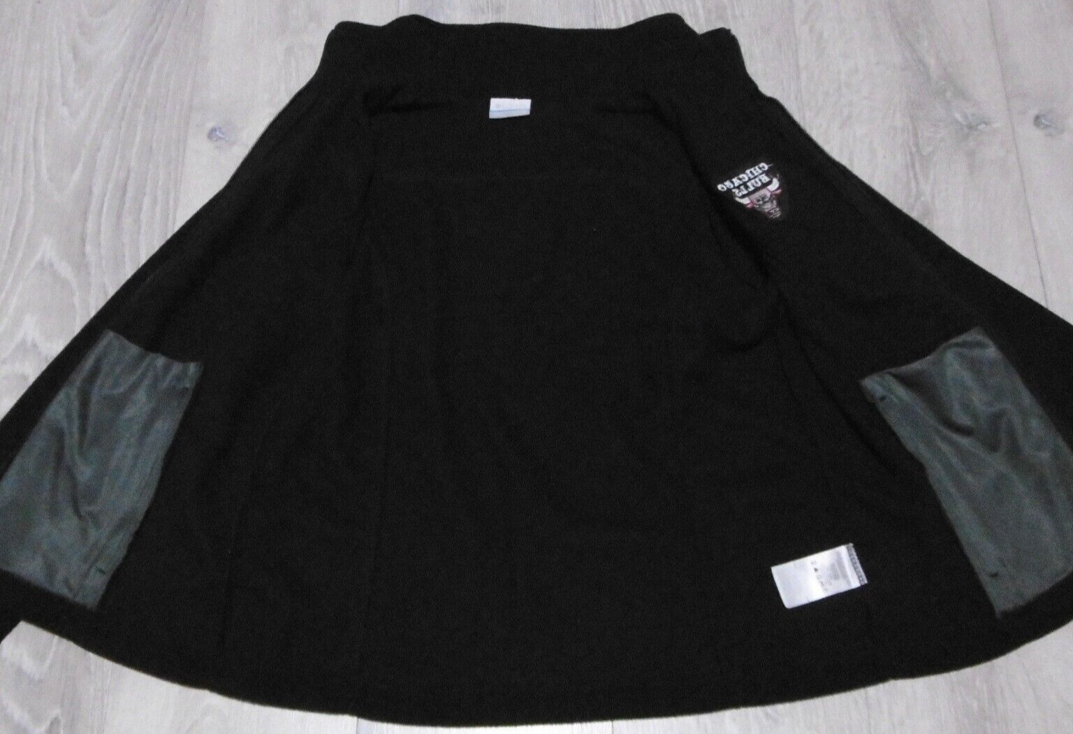 Columbia Chicago Bulls Women's M Give & Go II Fleece Jacket Black  Full Zip LS thumbnail 5