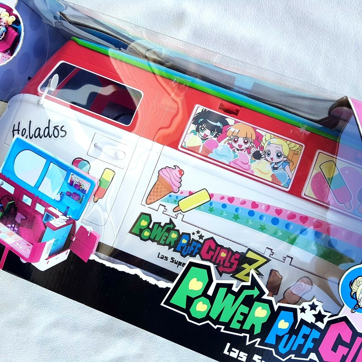 HYPER RARE! POWER PUFF GIRL Z DOLLS ICECREAM CARAVAN (SUPER NENAS