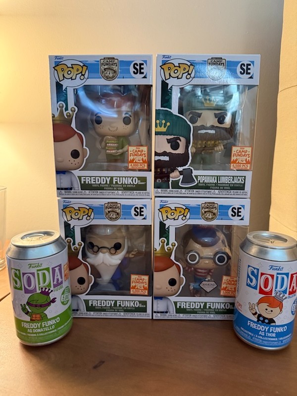Funko Pop! Fundays! Freddy as Shaggy, Freddy as Waldo, Freddy as Merlin, 2 Sodas