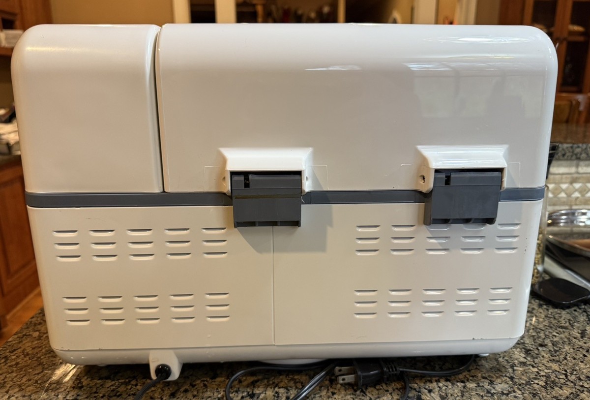 Zojirushi Home Bakery Supreme Bbcc-x20 Brilliant Bread Machine 2lb