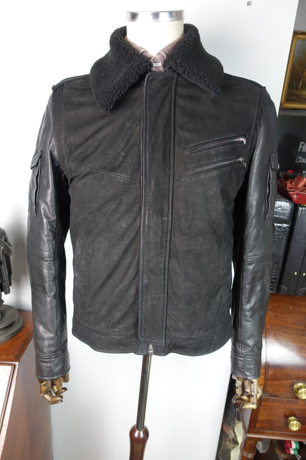 £1300 HUGO BOSS MOST RECENT AVIATOR L REAL SHEARLING COLLAR BOMBER JACKET LARGE thumbnail 5