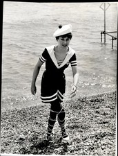 LG110 1965 Original Photo LATEST IN WOMEN'S SWIMWEAR CIRCA 1910 BATHING BEAUTY
