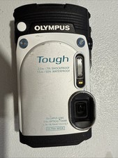 Olympus Stylus TG-870 16.0MP Waterproof Digital Camera