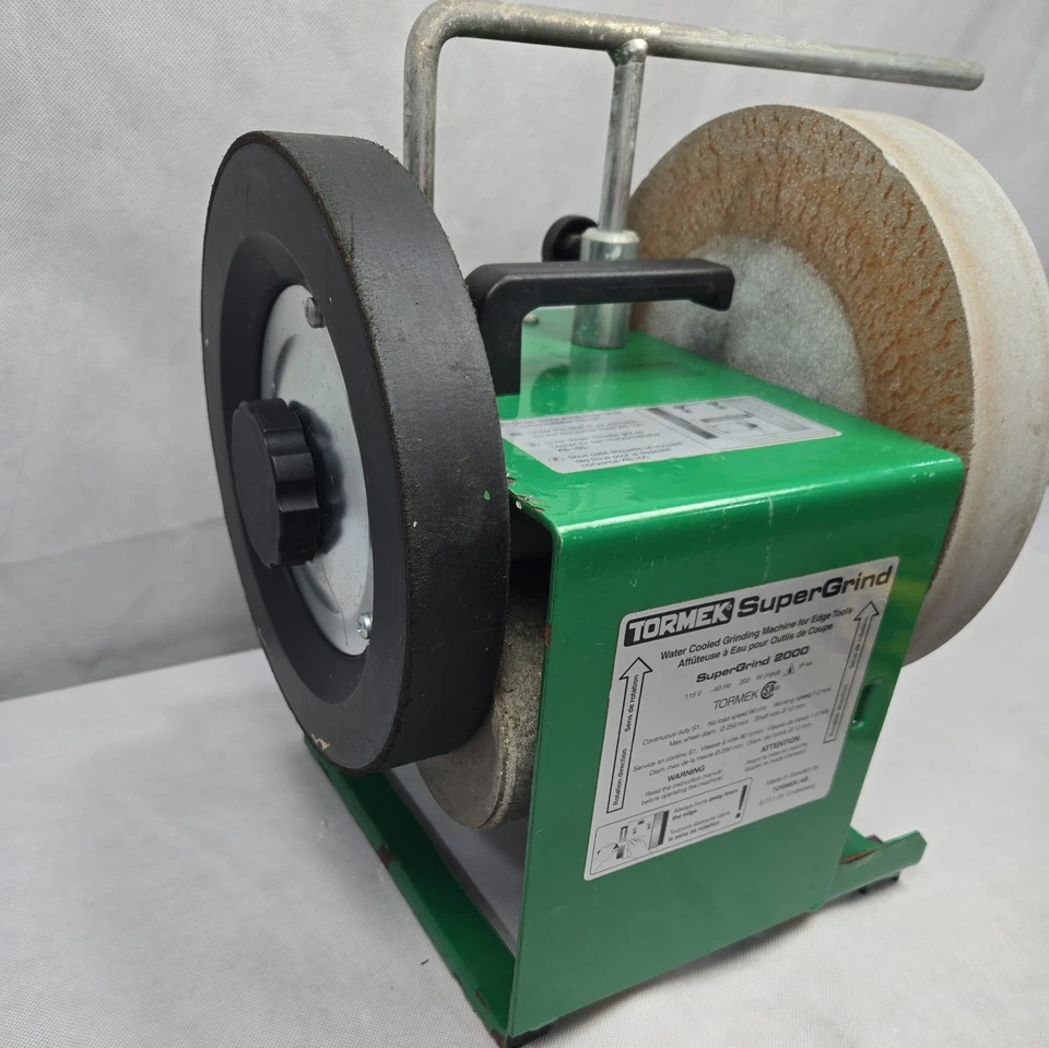 MÁQUINA RECTIFICADORA TORMEK SUPER GRIND NO.2000 REFRIGERADA POR AGUA - ¡ver video funcionando! Foto 4 de 4