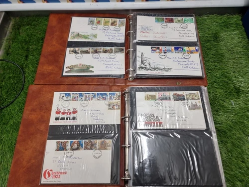Vintage COVER ALBUMS Approx 112 BRITISH FIRST DAY COVERS  1973 - 1989 2 books