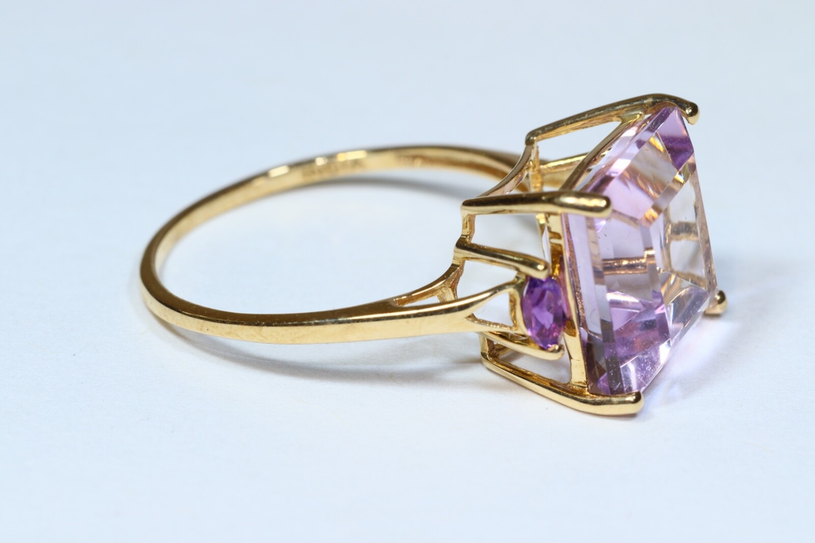 14k Amethyst Gold Ring - image 3