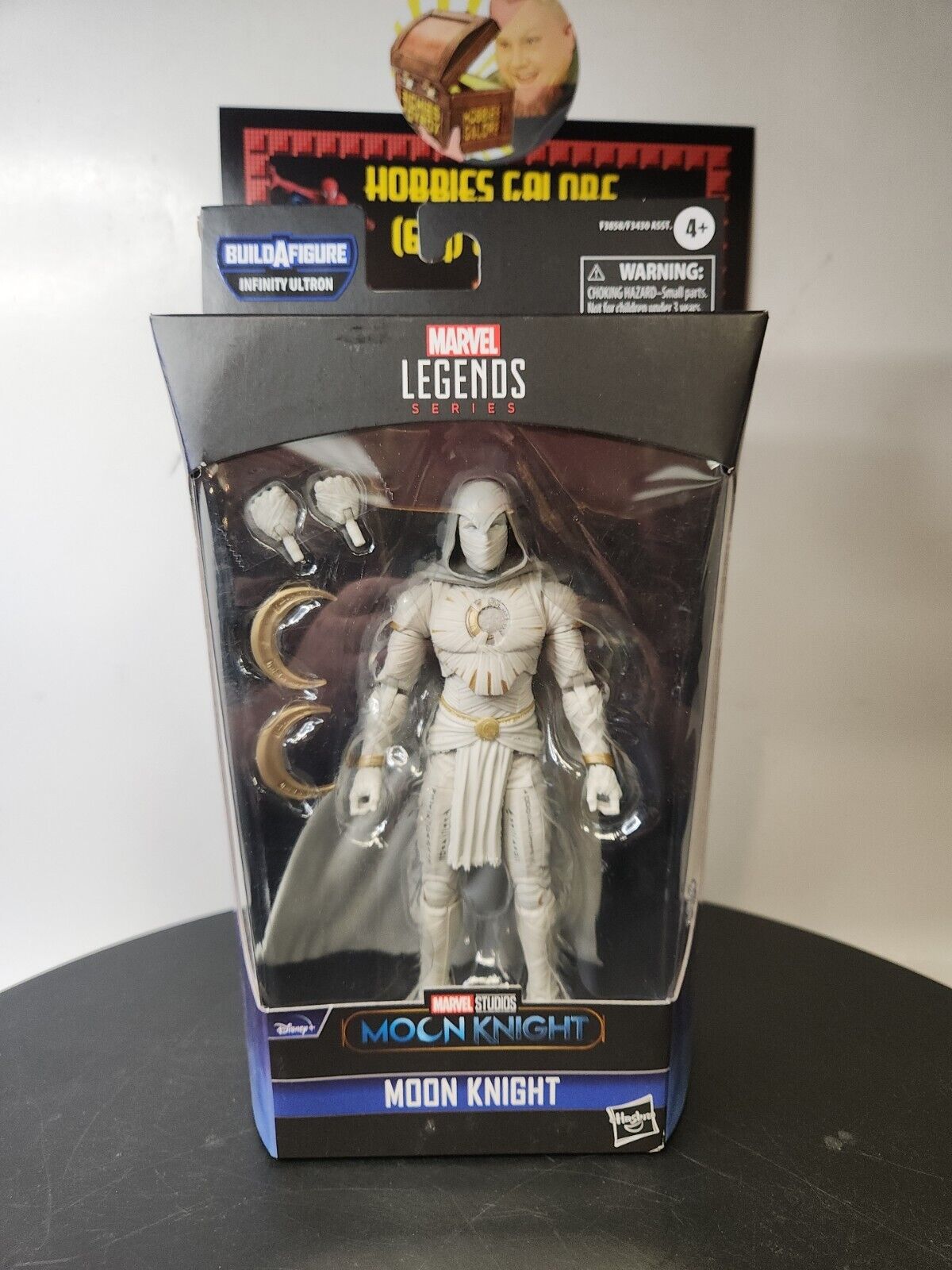 Marvel Legends Series MCU Disney Plus Moon Knight Action Figure 6-inch