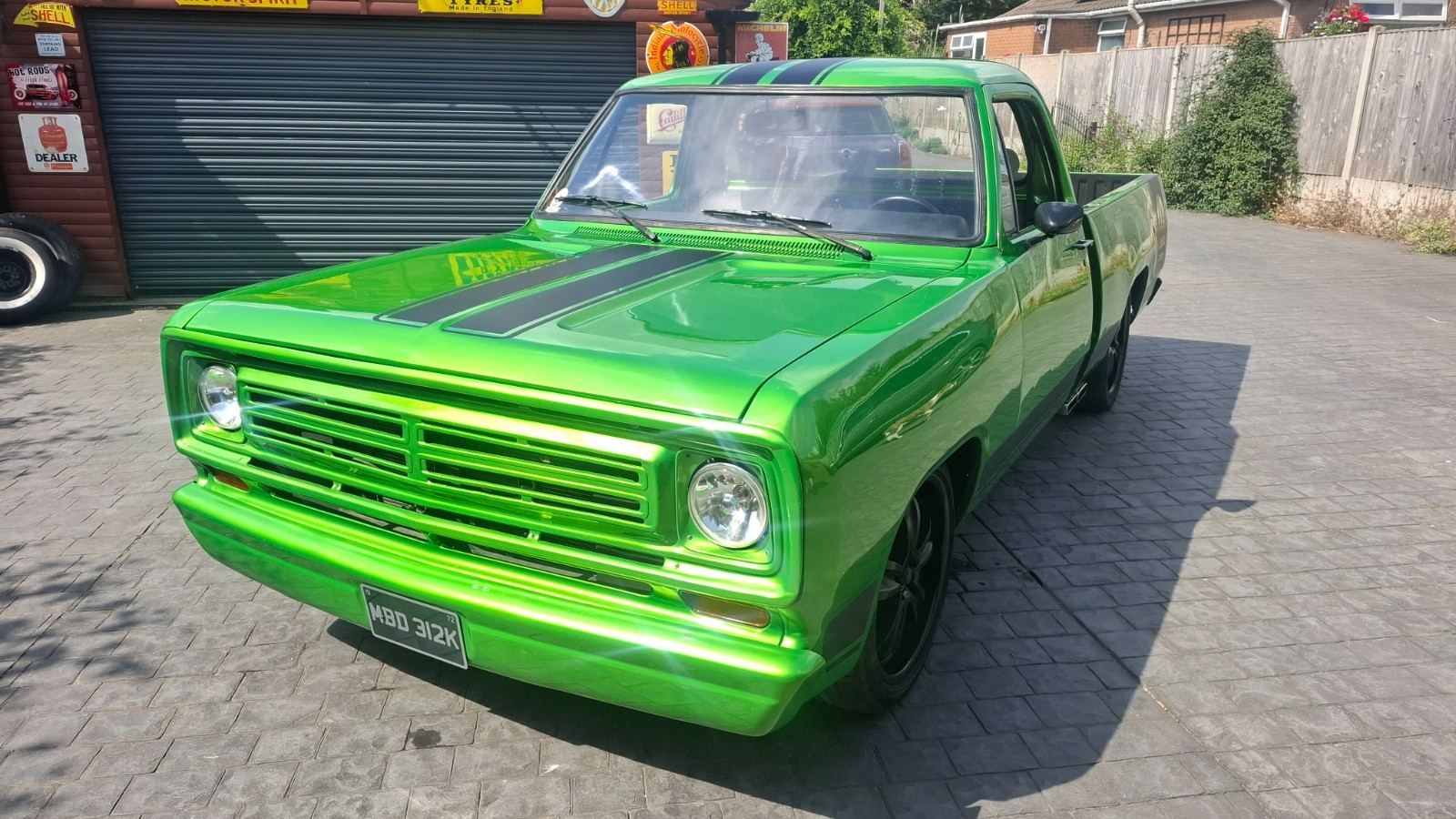 1972 Dodge D100 Shortbed Pick Up Truck Fuel Injected Overdrive Box
