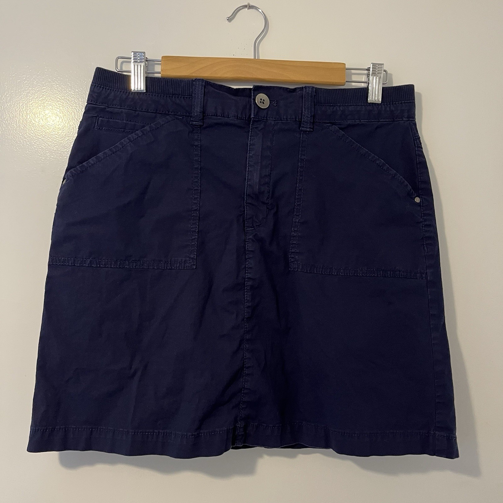 Croft & Barrow Women Size 8 Skort Navy Blue Classic Preppy Skirt Pockets -A