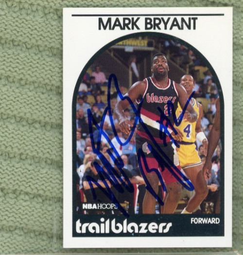 1989-90 HOOPS #36 Mark Bryant Portland Trail Blazers RC SIGNED AUTOGRAPHED CARD