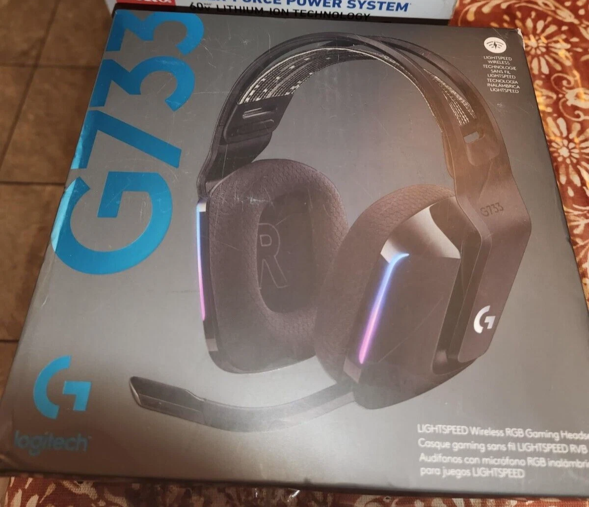 Logitech G733 LIGHTSPEED Wireless Bluetooth DTS HeadphoneX V2.0 Gaming