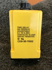 Industrial electronics time delay on operate adjustable relay 10AMP CDB-38-70002