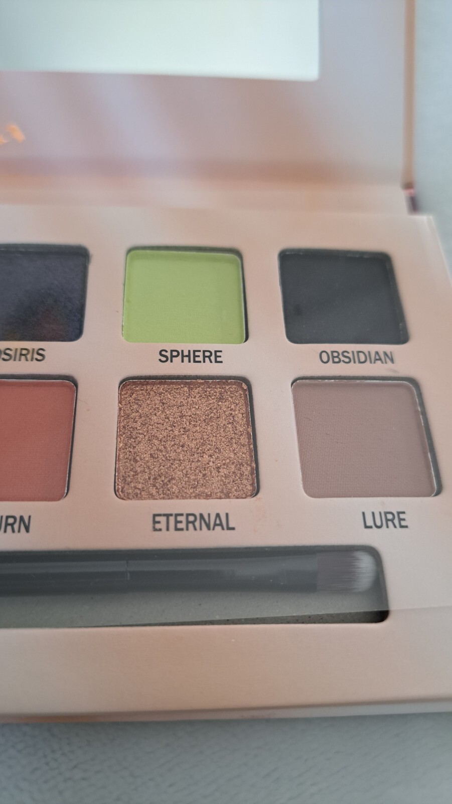 Eyeshadow Palette US Colors Monica 14 Shadows Multicolor Metallic-Mate ...