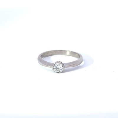 Vintage 18kt Weißgold Diamant Rubover Flush Set Ring, 0,29ct