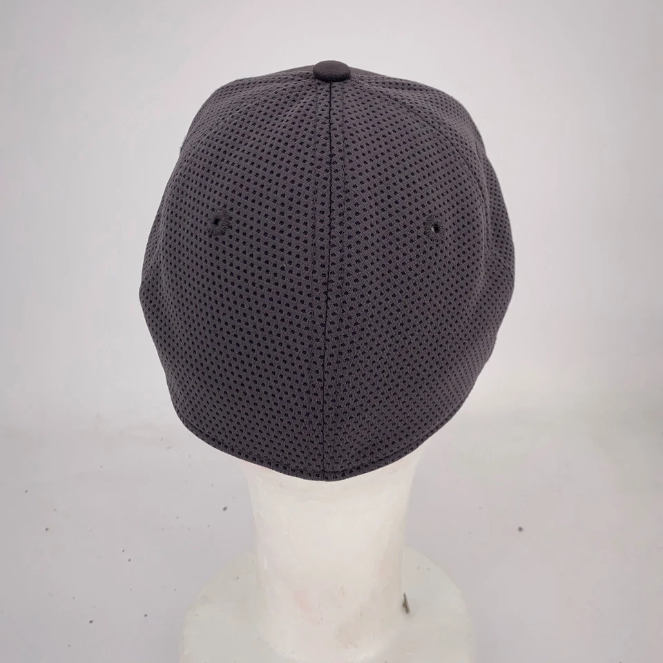 Gorra TPC Jasna Polana Ajustada Talla S/M Negra Campo de Golf Torneo Foto 3 de 4