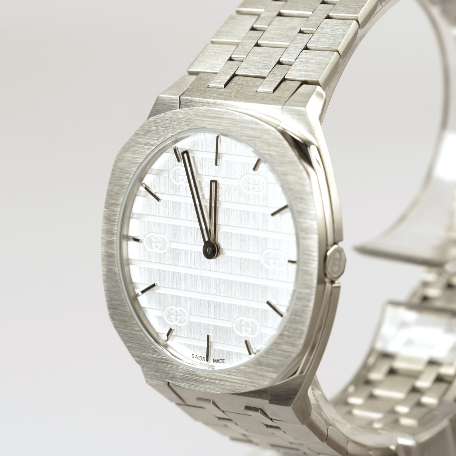 Gucci 25H Quartz Watch 34mm - YA163402