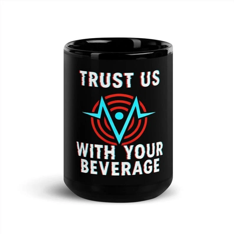 Taza Hazbin Hotel-Confía en nosotros con tu bebida The Vees Vox, Velvette, Valentino Foto 2 de 4