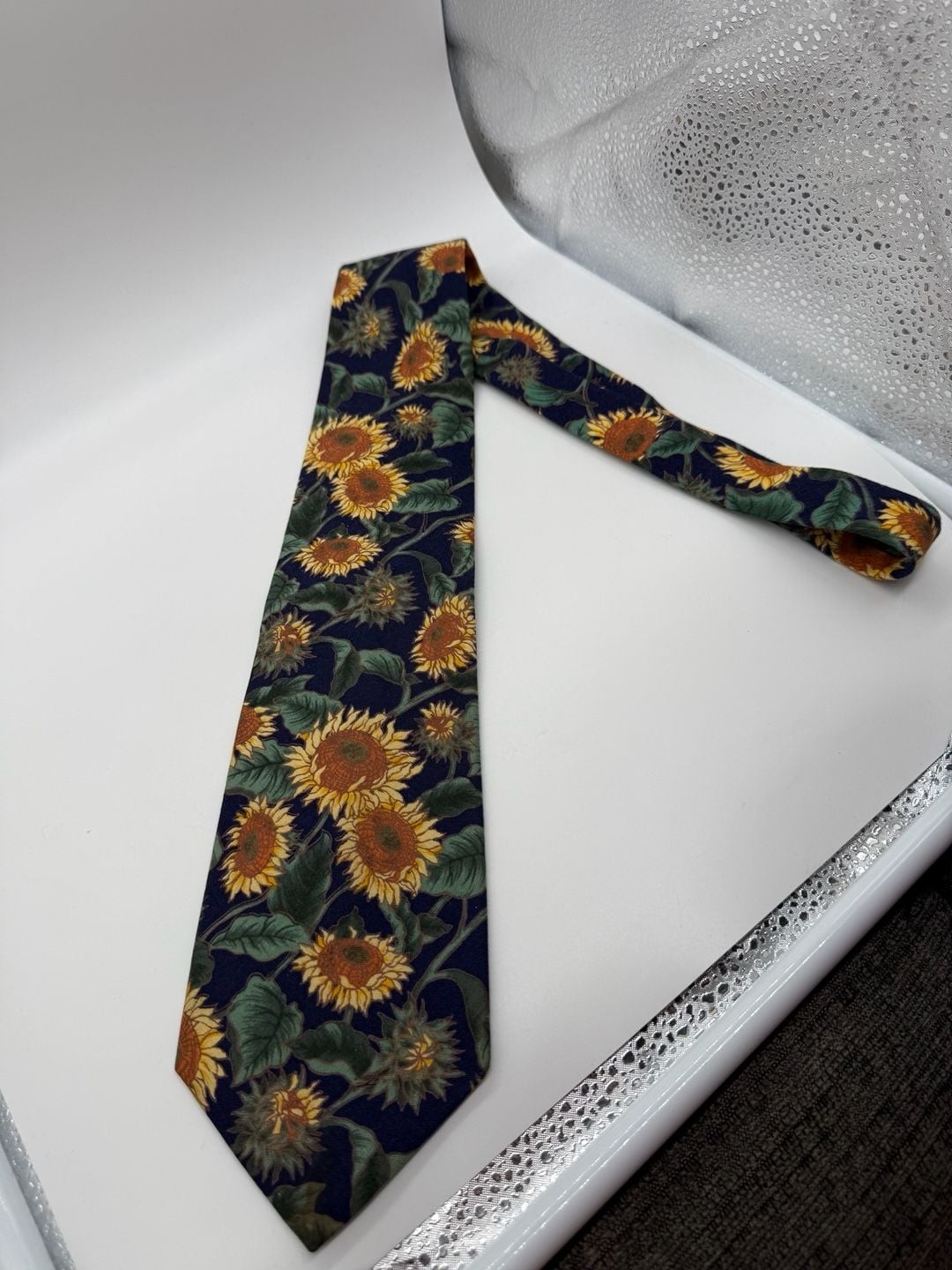 417 by Van Heusen Sunflower Floral Print Necktie