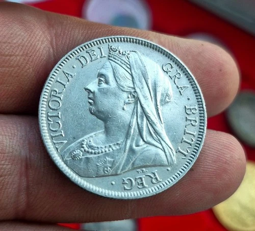 1895 Victoria Half Crown — photo from another recent sale