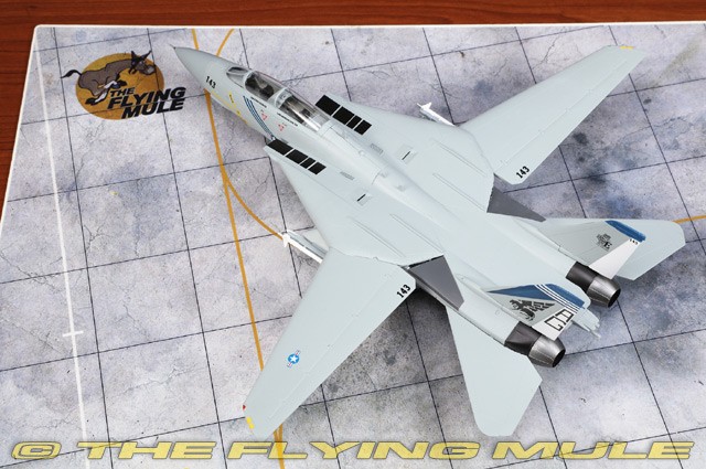Easy Model 1:72 F-14B Tomcat USN VF-143 Pukin Dogs AG143 | eBay