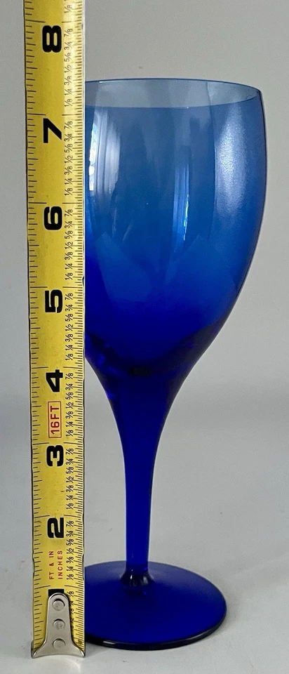 Juego de 6 copas de agua azul Miguel Ángel de Luigi Bormioli 7 3/8" Foto 4 de 4