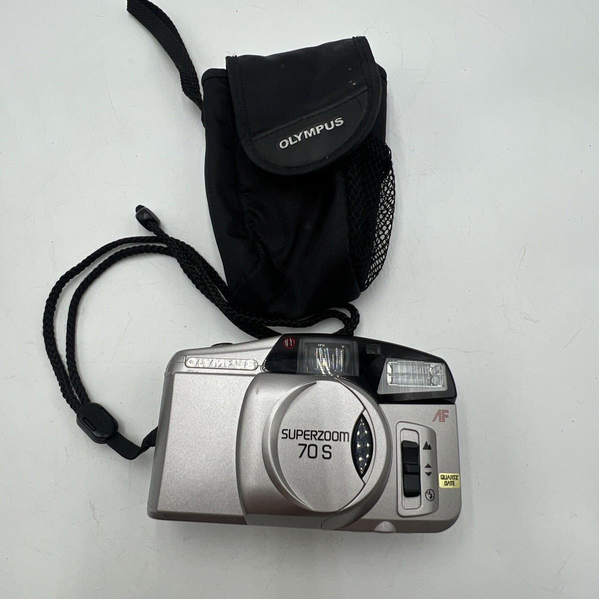 OLYMPUS SUPERZOOM 70S AF QUARTZ DATE 35MM FILM CAMERA W OLYMPUS SUPERZOOM 70S AF QUARTZ DATE 35MM FILM CAMERA W