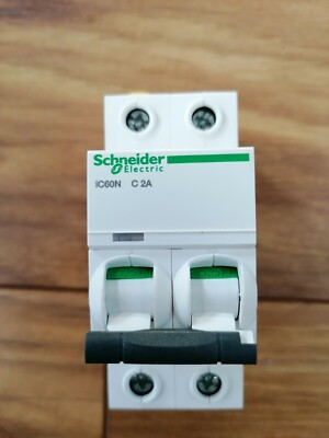 Schneider Electric 23747 C60N C2 2P 400VAC 2A Leitungsschutzschalter -unused-