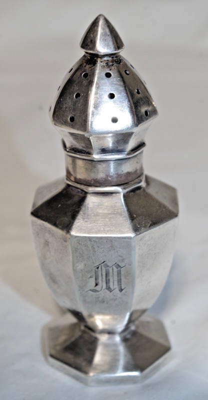L5 Antique JAF Sterling Silver ART DECO Octagonal Footed Salt Shaker M Monogram