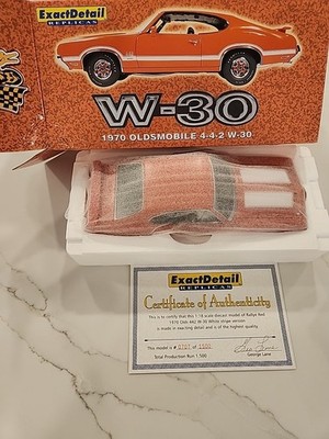 EXACT DETAIL 1:18 SCALE 1970 OLDSMOBILE 4-4-2 W-30 /1500 WCC306W