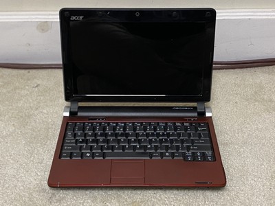 Acer Aspire One D250-1325 Netbook Intel Atom N270 1GB RAM 160GB 