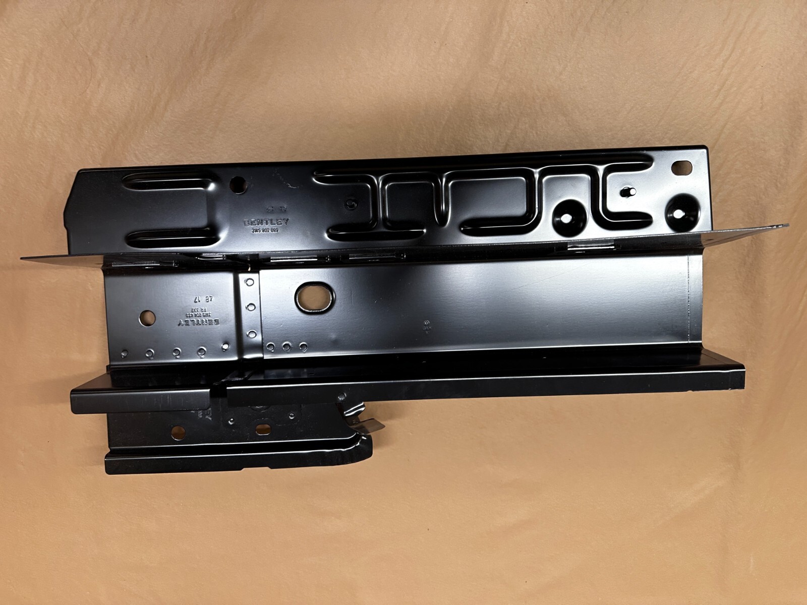 New 2019-2021 Bentley Continental Flying Spur Side Member Rear OEM 4W0803501A